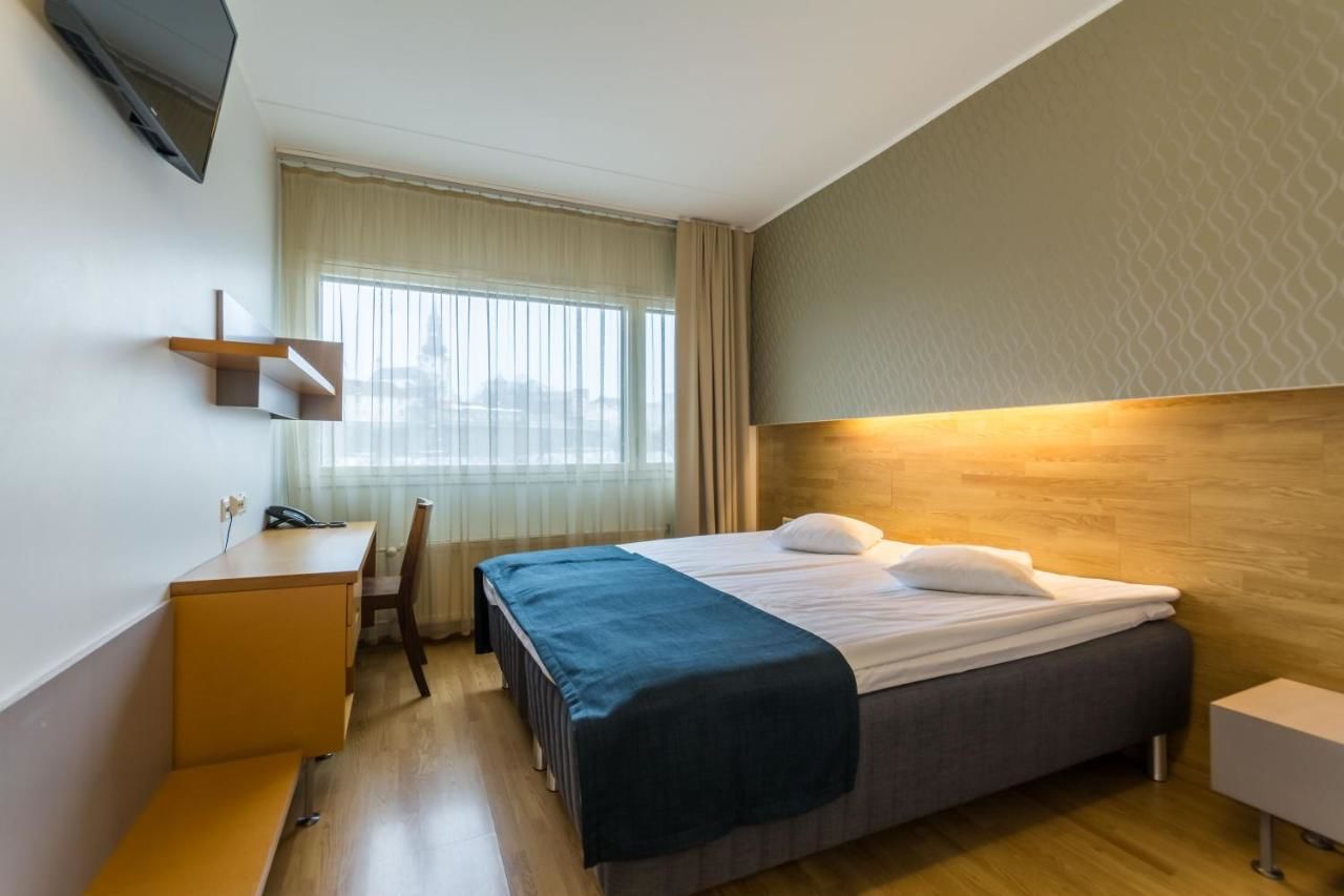 Отель Go Hotel Shnelli Таллин